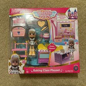 Royal High baking class playset toy-New in box